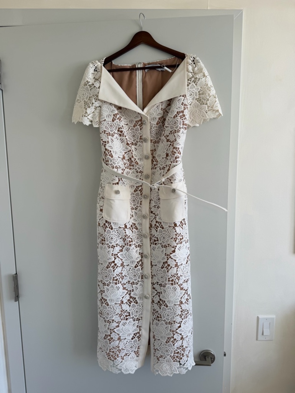 Self Portrait Ivory Floral Lace Button-Front Midi Dress (never worn)